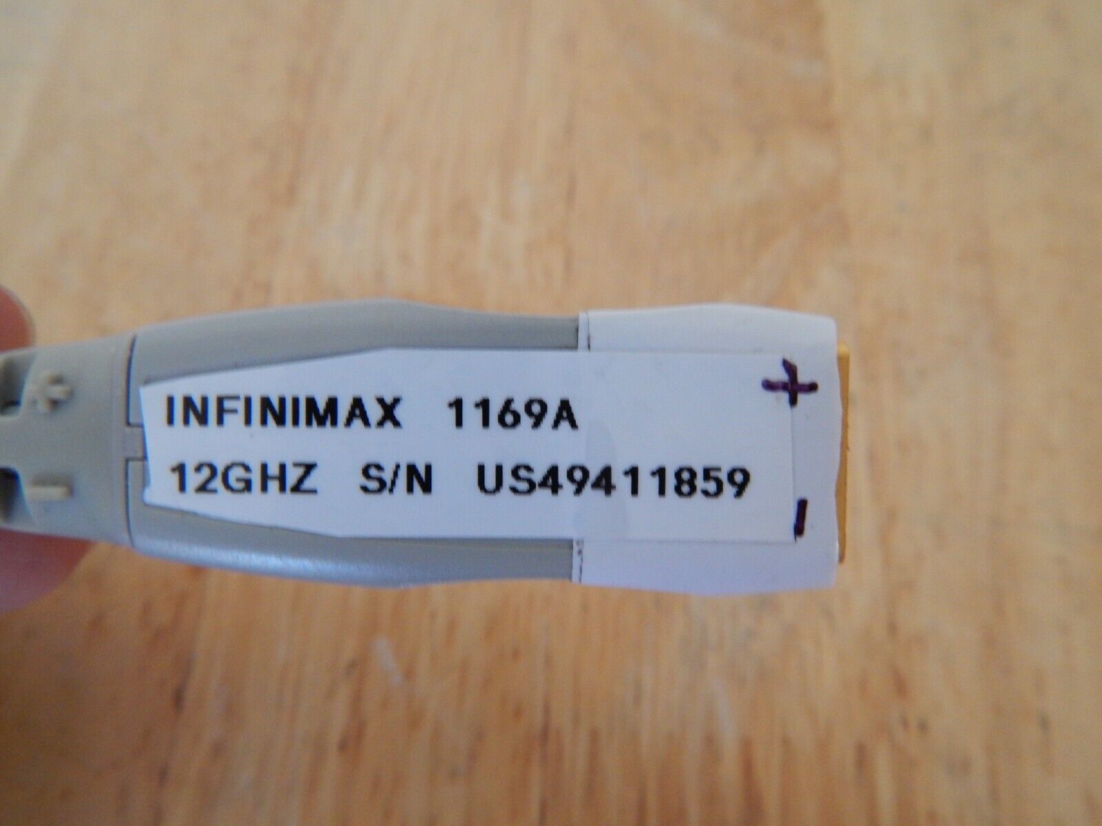 Agilent 1169A Oscilloscope 12 GHz InfiniiMax Probe, Keysight calibration. Agilent 1169A Oscilloscope 12 GHz InfiniiMax Probe, Keysight calibration.